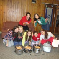 Shabbaton Chulent Prep
